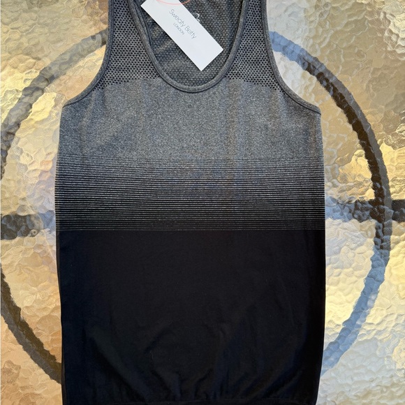Sweaty Betty,London Gray and Black Ombre racer back Tank Top - Picture 2 of 8